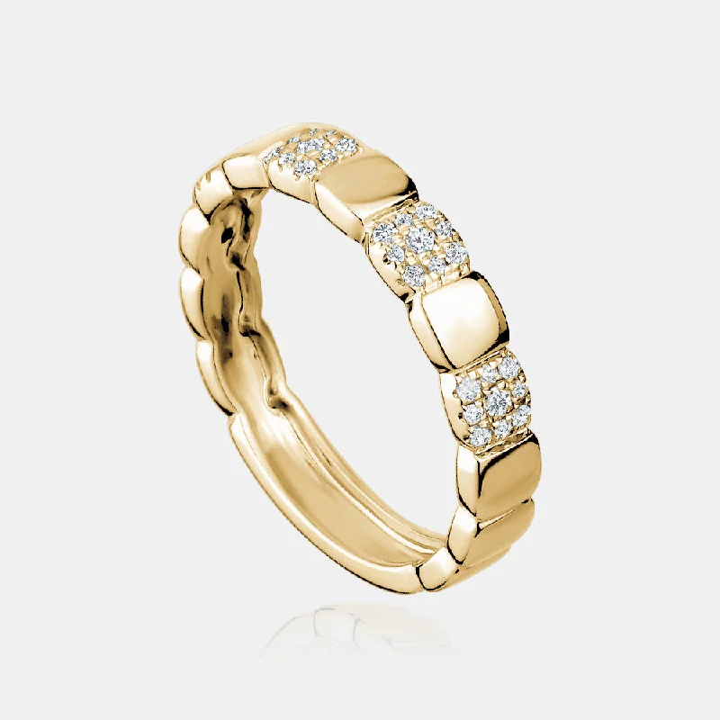 Diamond Square Pattern Ring